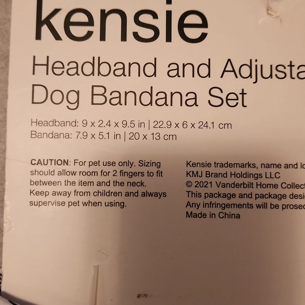 NEW Kensie Dog Bandana Scarf and Matching Headband White with Black Hearts NWT